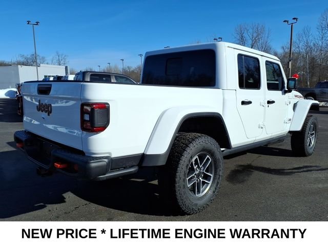 New 2026 Bright White Clear-Coat Exterior Paint Jeep Mojave image 7
