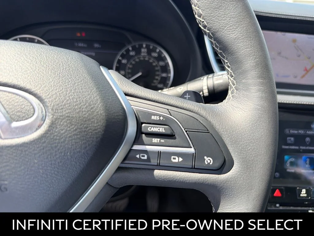Certified Used 2020 Majestic White INFINITI LUXE image 23