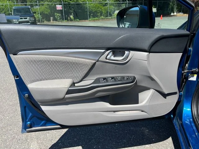 Used 2014 Dyno Blue Pearl Honda EX image 16
