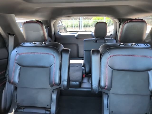 Used 2023 Gray Ford ST-Line image 23