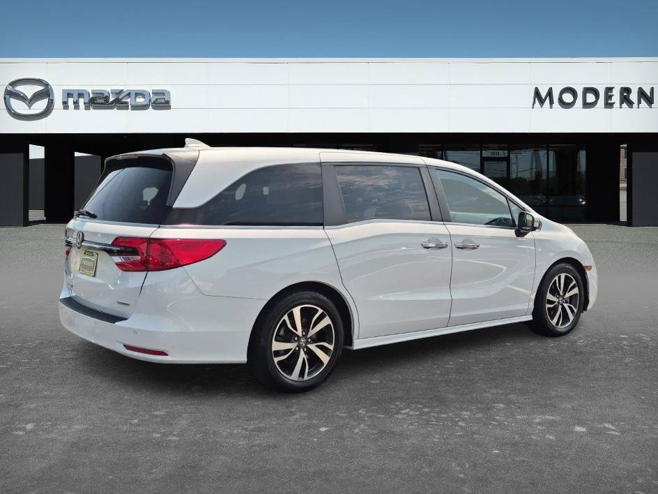 Used 2022 White Honda Touring image 5