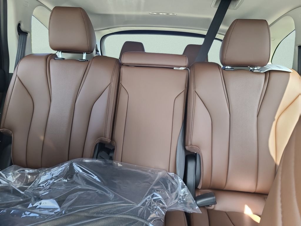 New 2026 Liquid Carbon Metallic Acura Technology Package image 10