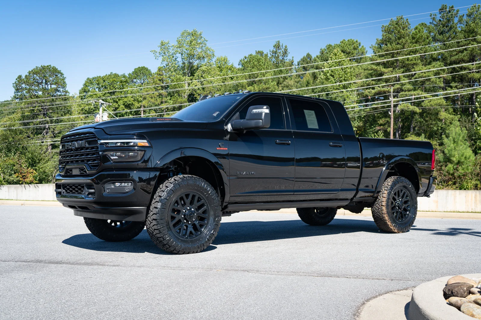 Used 2025 Black Ram Limited image 9
