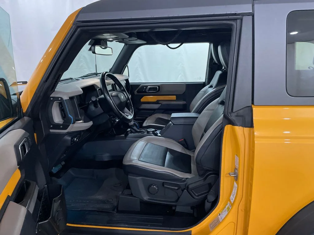 Used 2022 CYBER ORANGE MET TRI-COAT Ford Wildtrak image 11