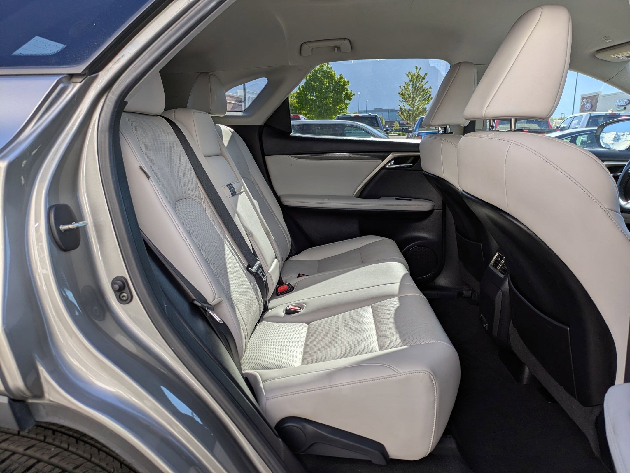 Used 2022 Silver Lexus RX 350 image 28