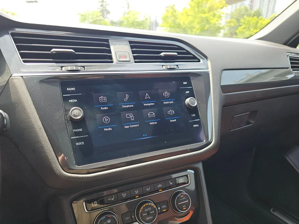 2021 Volkswagen Tiguan SEL Premium R-Line - Photo 28