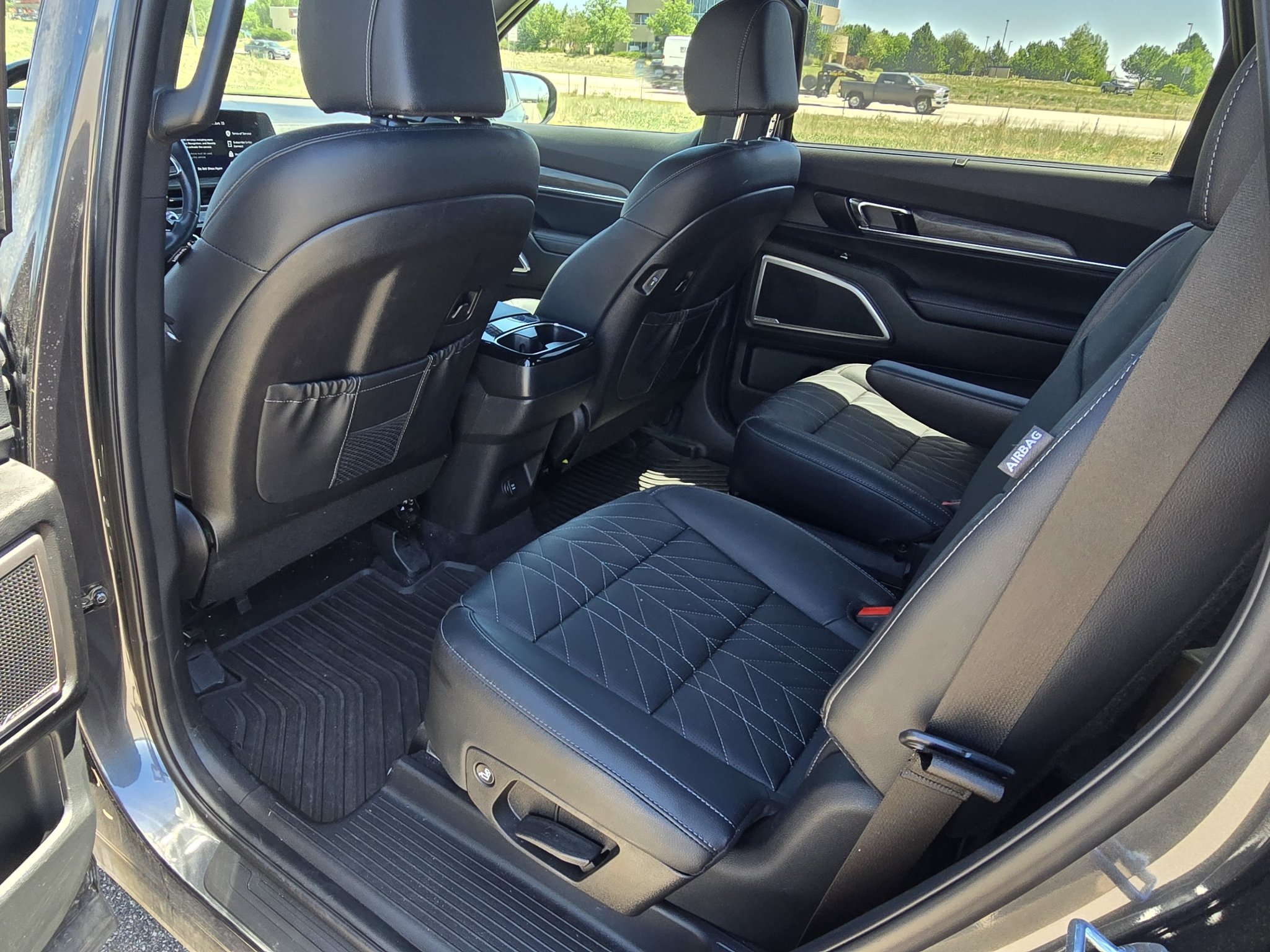 Used 2024 Gravity Gray Kia EX X-Line image 15
