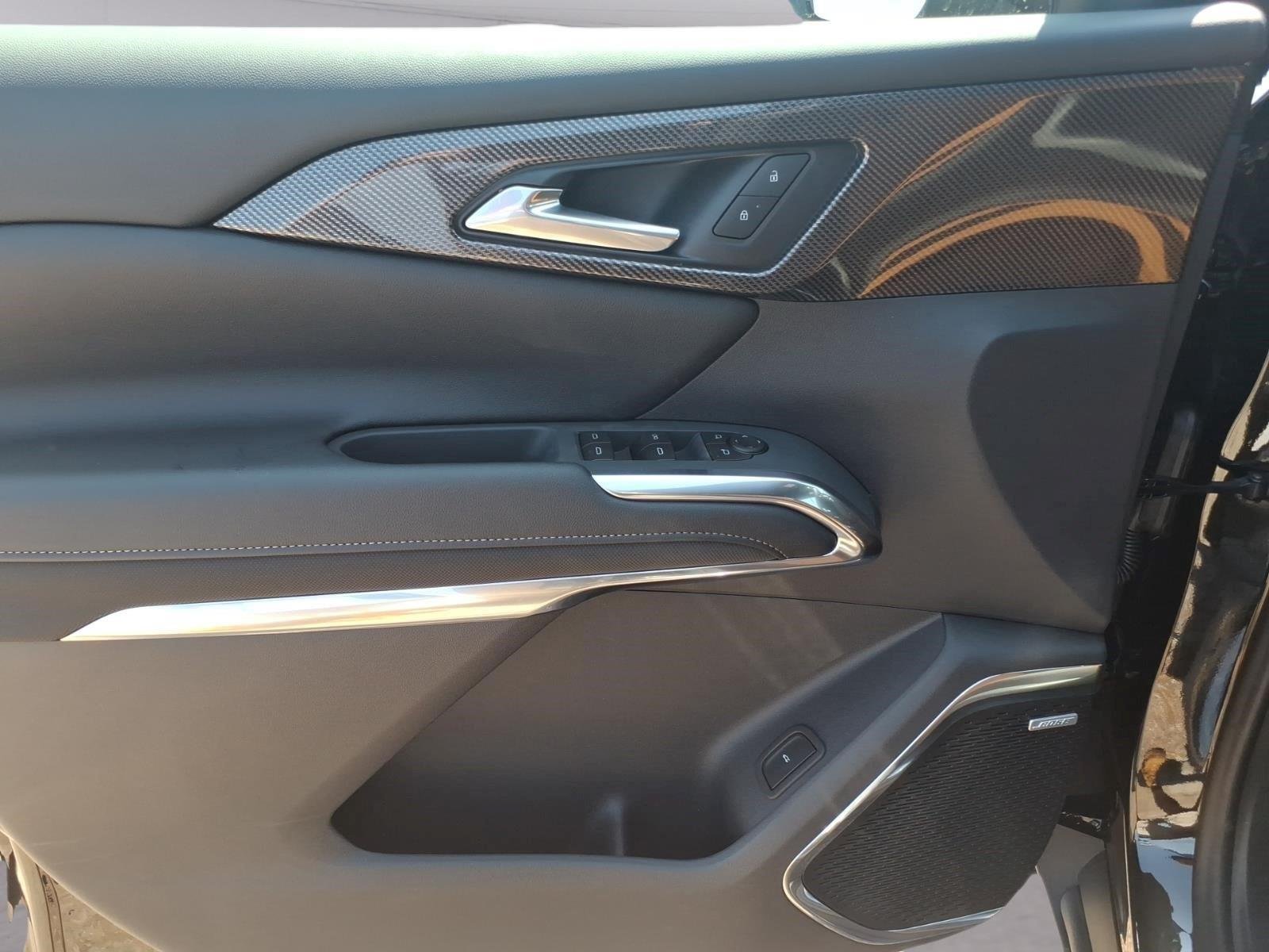 New 2027 Mosaic Black Metallic Chevrolet Z71 image 17