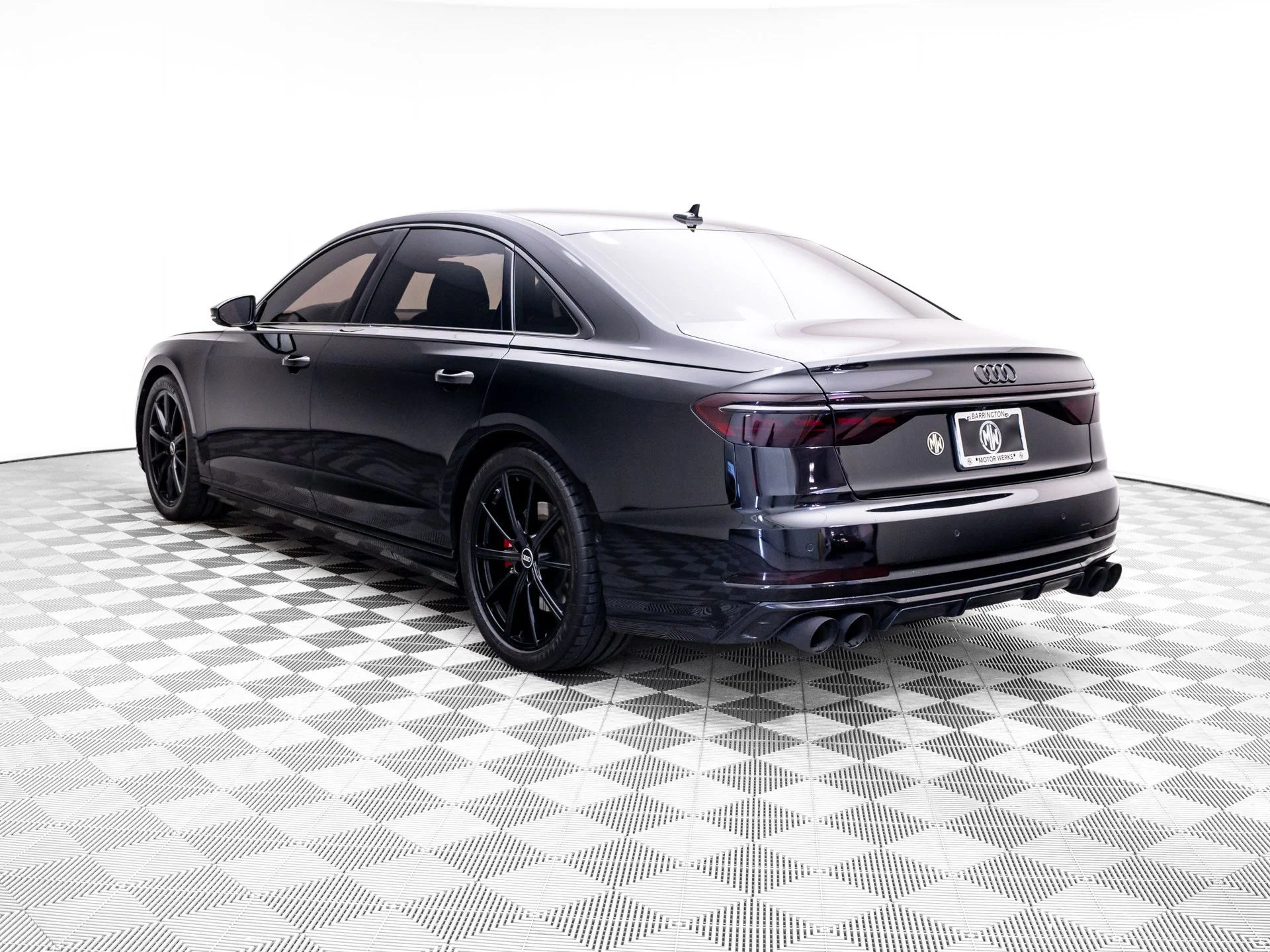 Used 2023 Black Audi 4.0T image 3