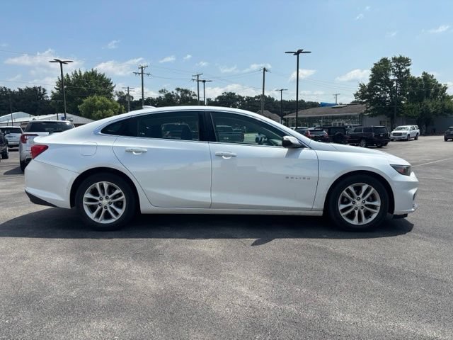 Used 2016 IRIDESCENT PEARL TRICOAT Chevrolet LT image 4