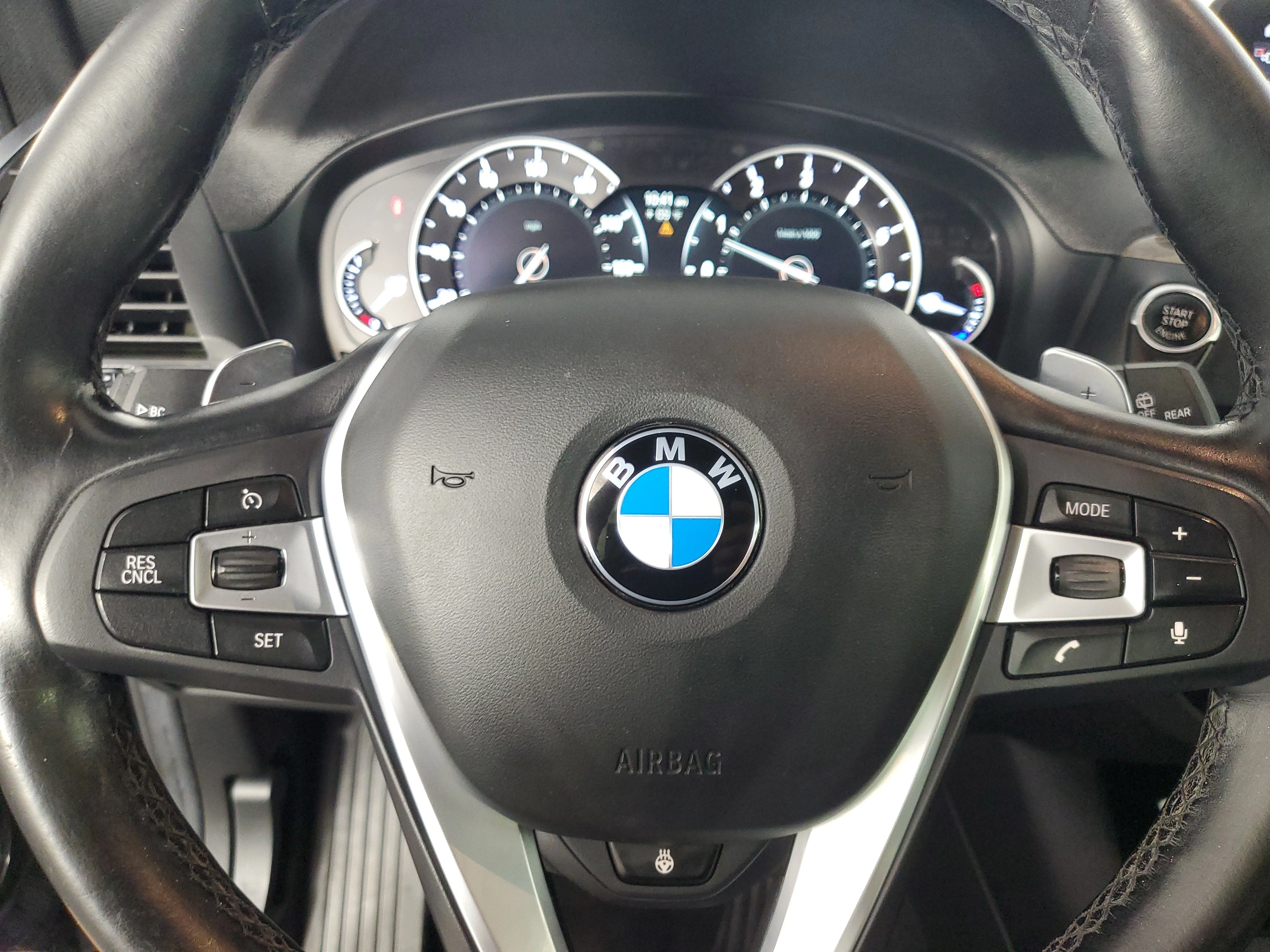 Used 2019 Dark Graphite Metallic BMW sDrive30i image 23