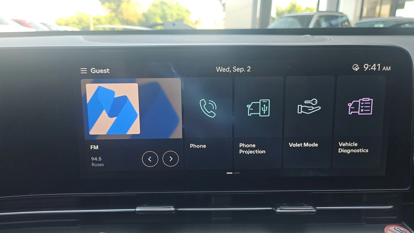 Used 2025 Blue Hyundai SEL AWD image 19