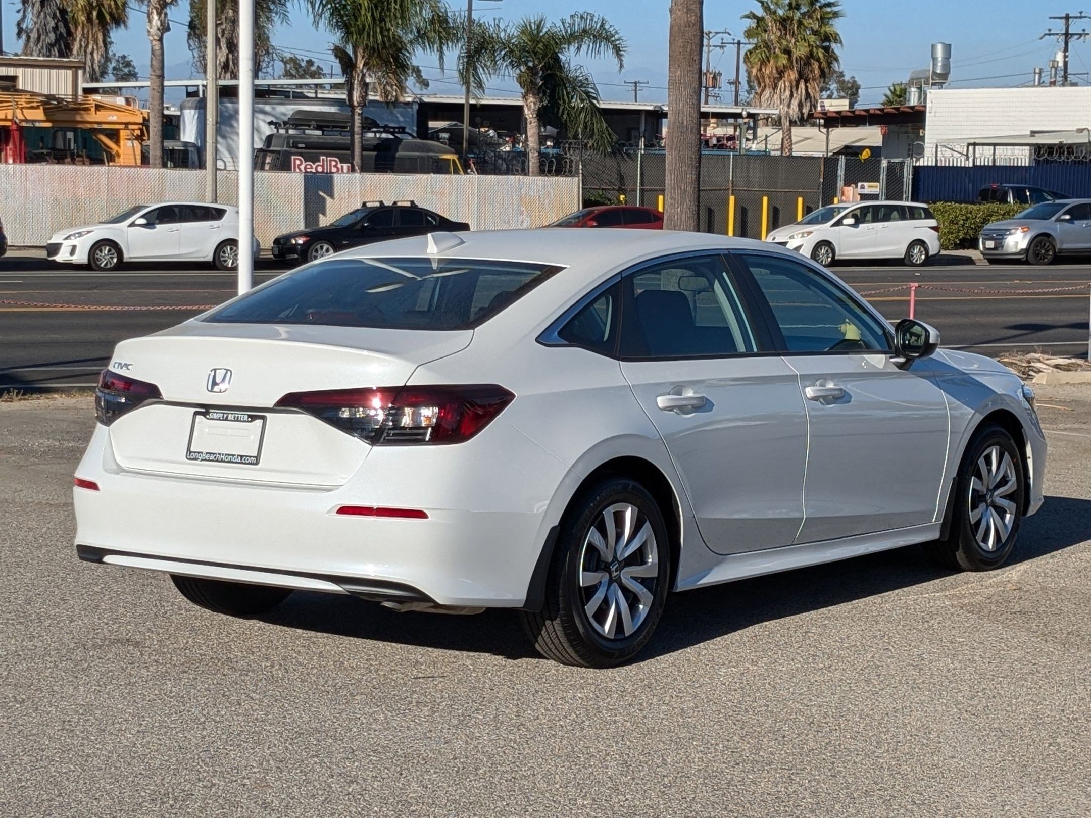 New 2026 Platinum White Pearl Honda LX image 3