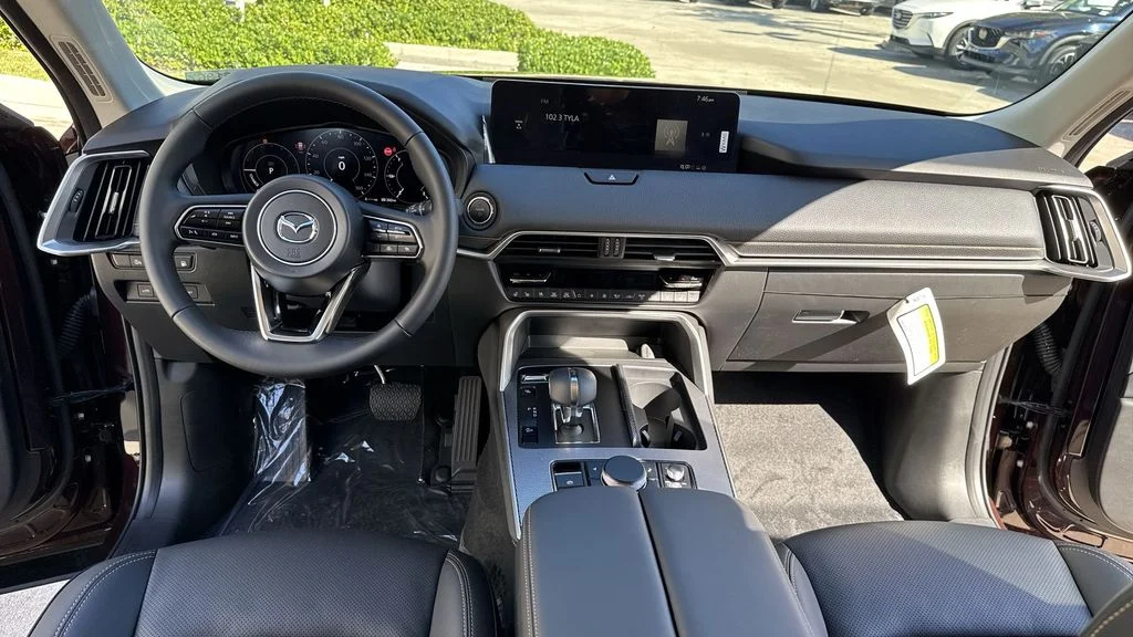 2026 Mazda CX-90 Premium Package - Photo 36