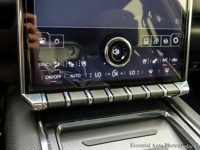 New 2026 Onyx Black GMC Elevation Extended Range image 17