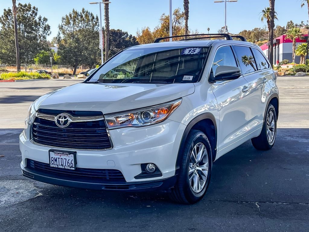 Used 2015 Blizzard Pearl Toyota LE Plus V6 image 3