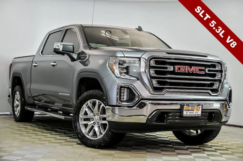 2020 GMC Sierra 4WD Crew Cab Short Box SLT's photo