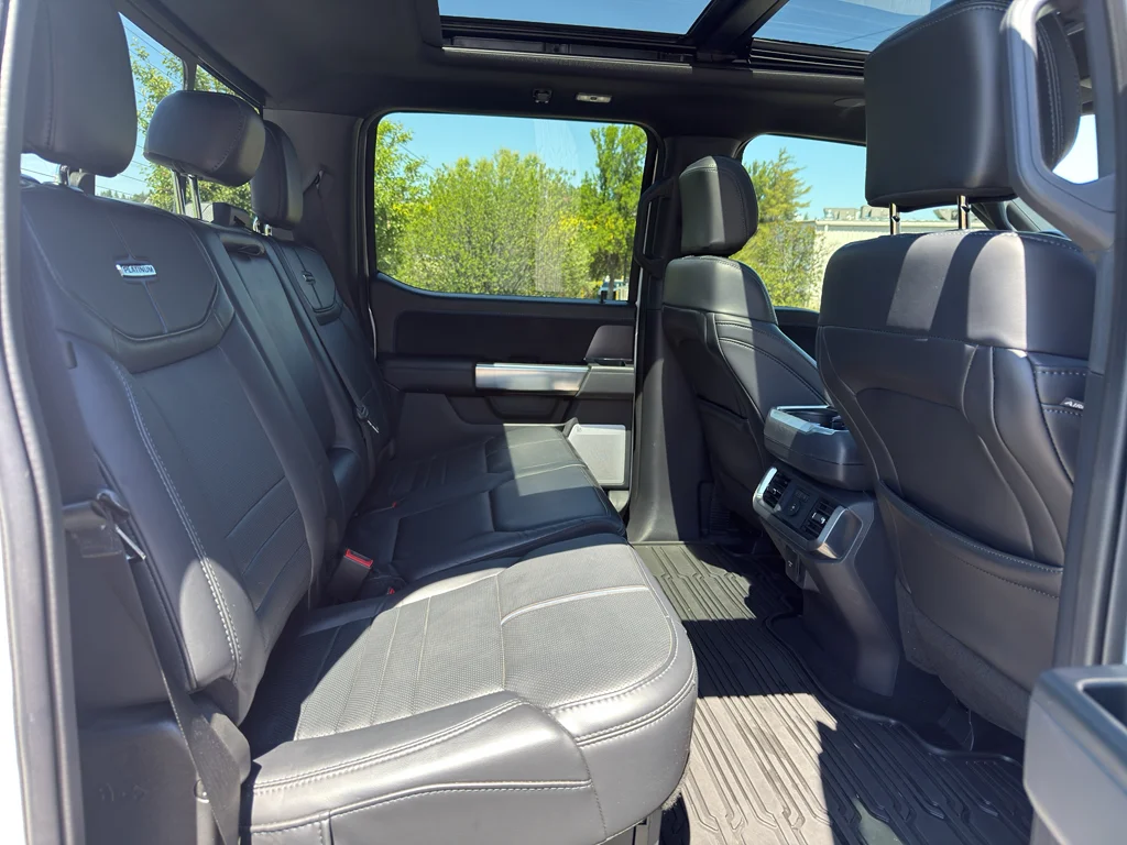 Used 2025 Star White Ford Platinum image 7