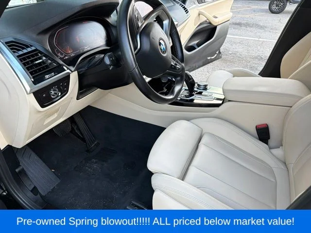 Used 2020 Black BMW xDrive30i image 11
