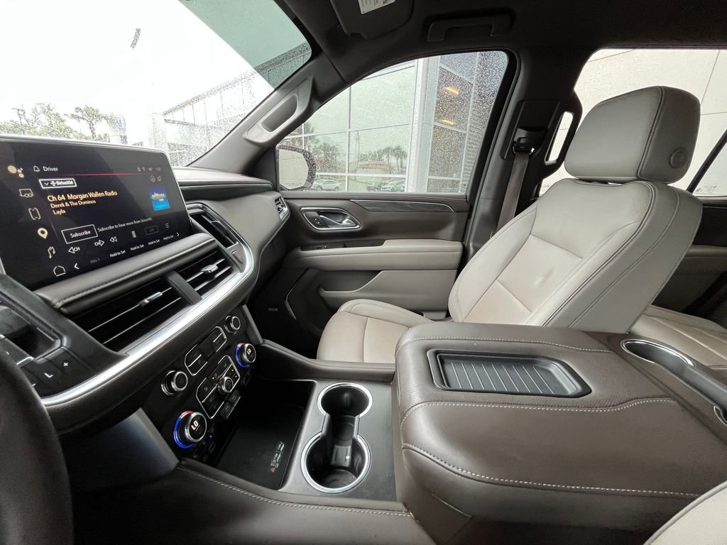 Used 2023 Onyx Black GMC SLT image 16
