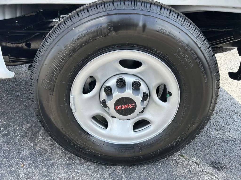 New 2026 Summit White GMC Work Van image 10