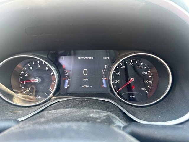 Certified Used 2020 Velvet Red Pearlcoat Jeep Limited image 2