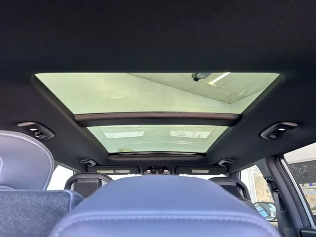 New 2027 Iceberg Green Kia X-Line image 18
