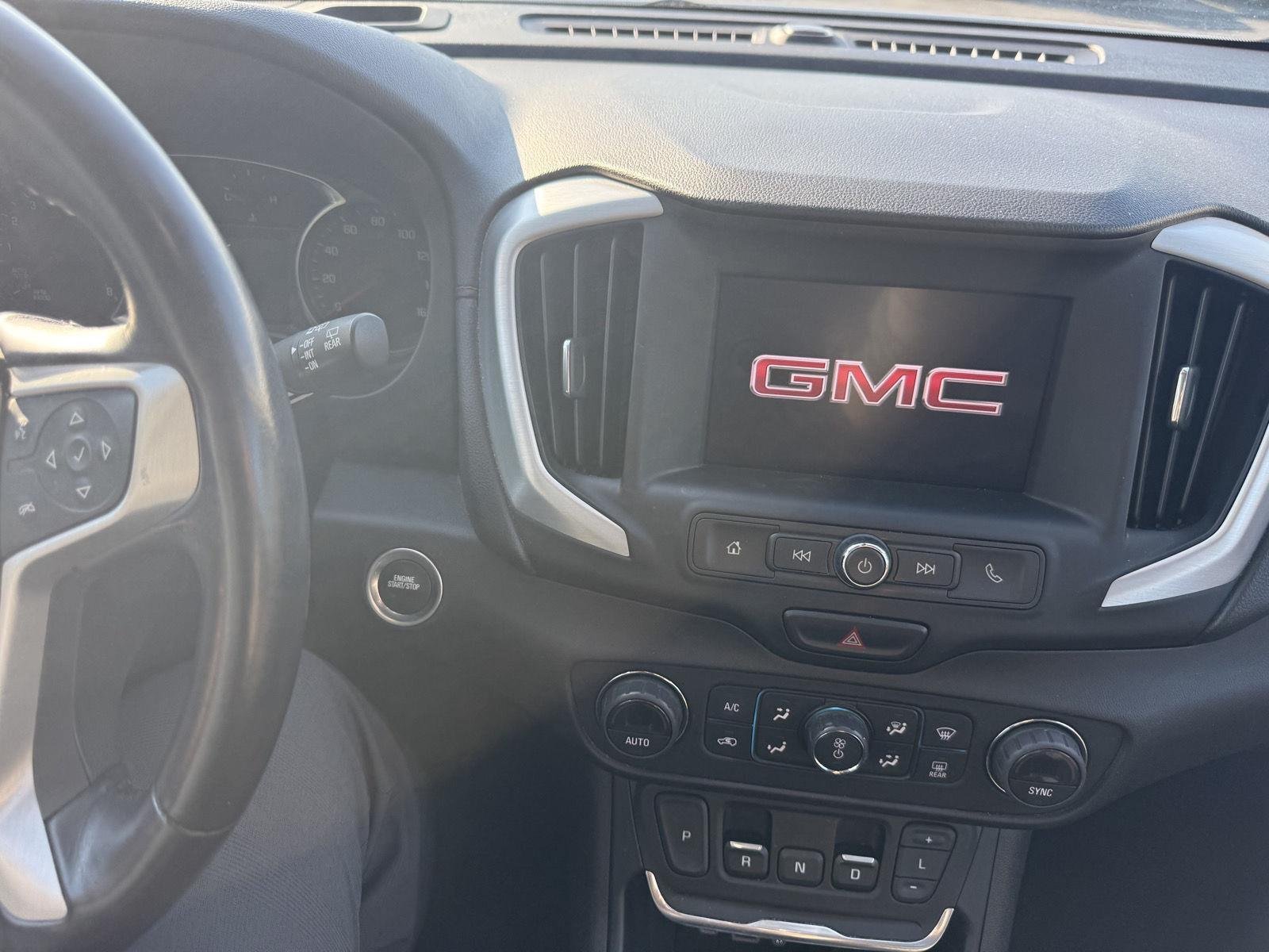 Used 2021 Satin Steel Metallic GMC SLE image 9