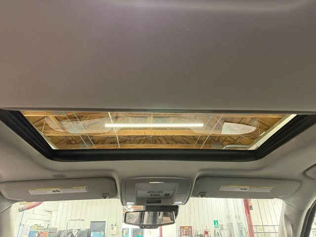 Used 2018 White Chevrolet LTZ image 20