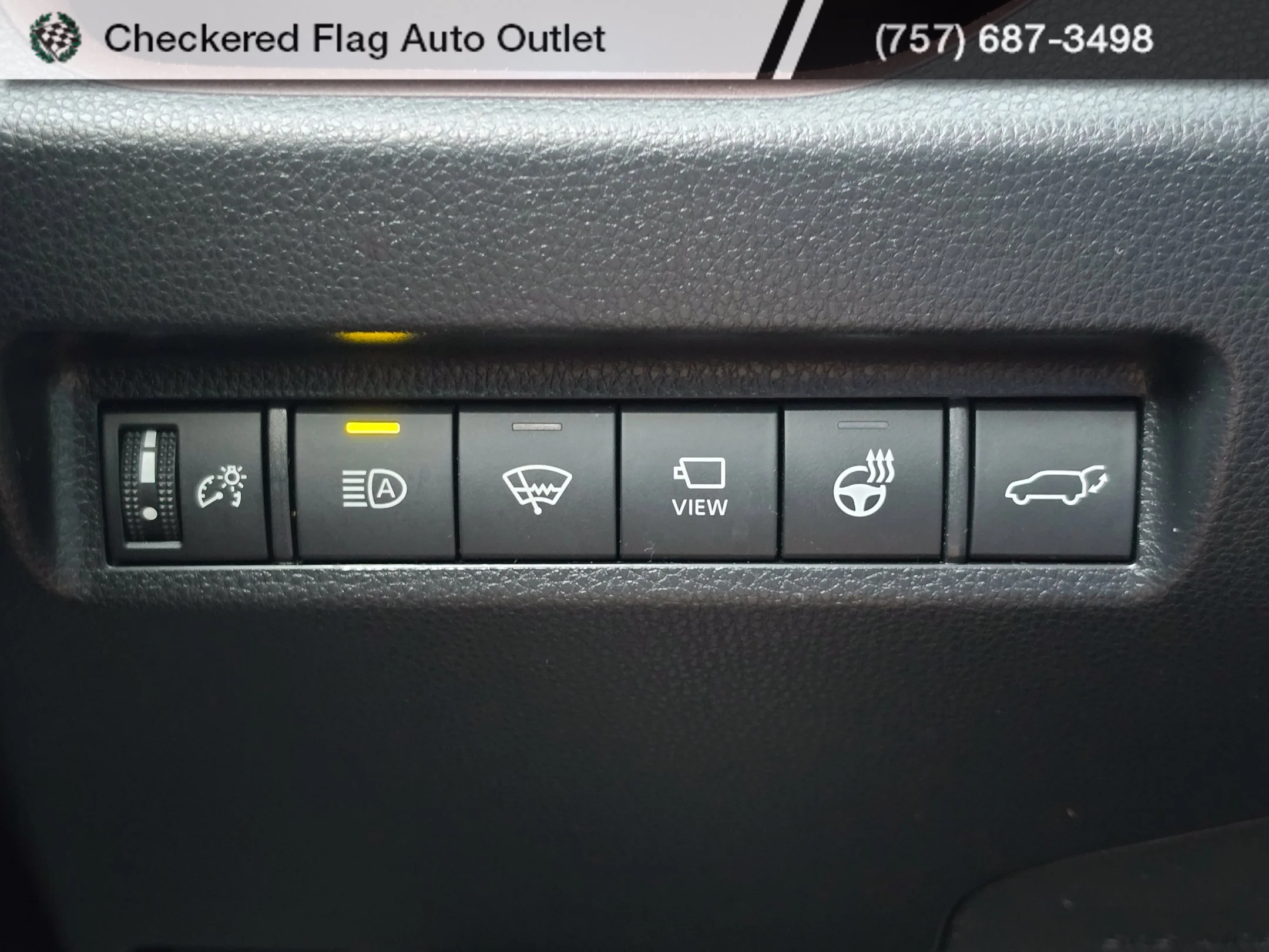 Used 2019 Blizzard Pearl Toyota Limited image 11