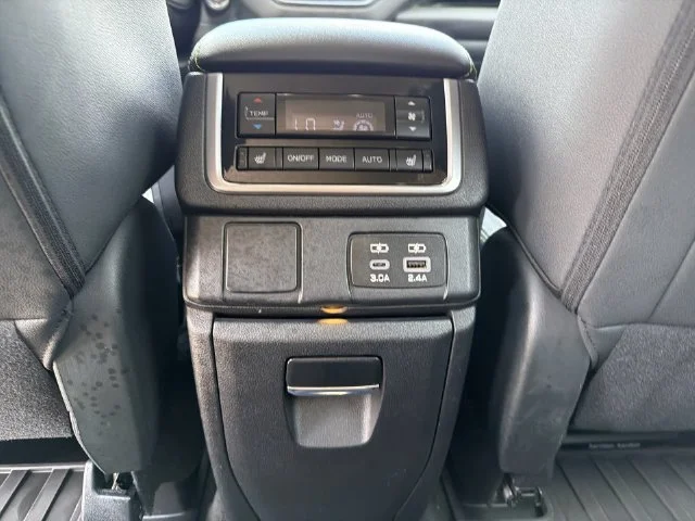 Used 2023 Blue Subaru Onyx Edition image 39