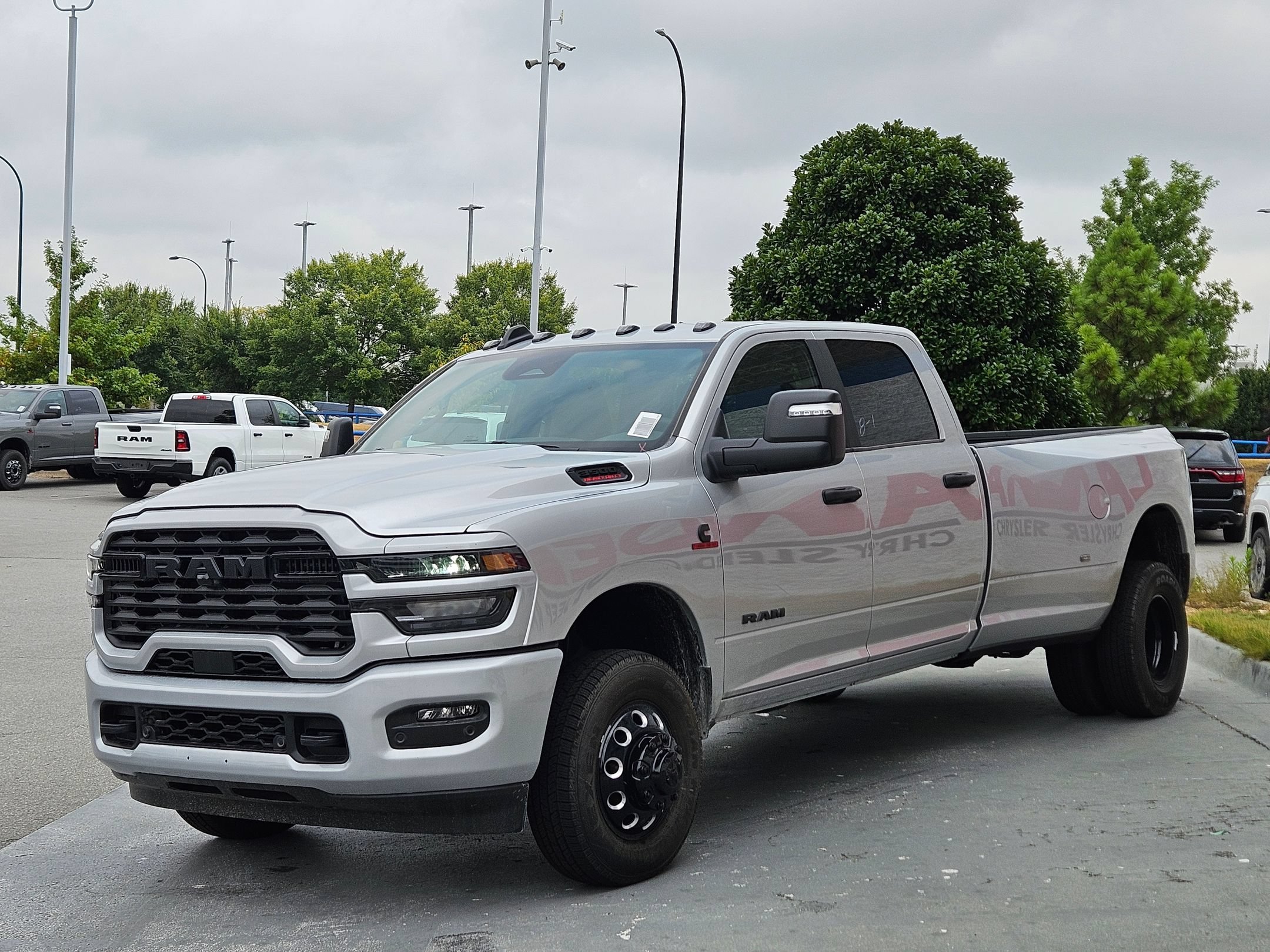 New 2026 Bright White Clear-Coat Exterior Paint RAM Big Horn image 3