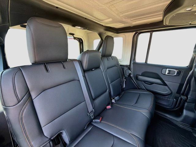 New 2026 Gray Jeep Sahara image 31