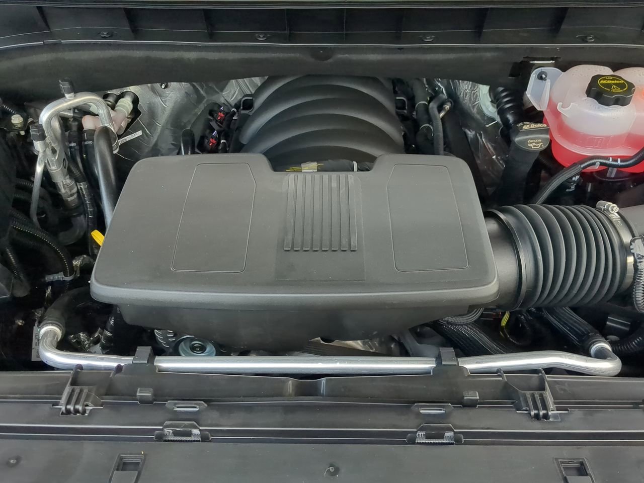 2026 Chevrolet Suburban High Country - Photo 30