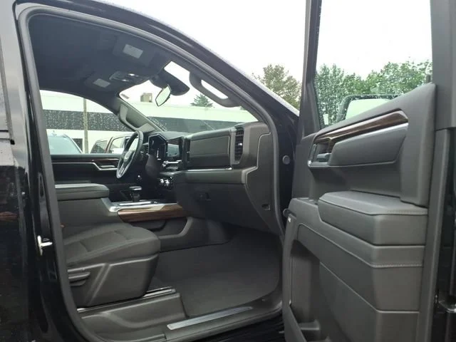 2025 GMC Sierra 1500 Elevation - Photo 12