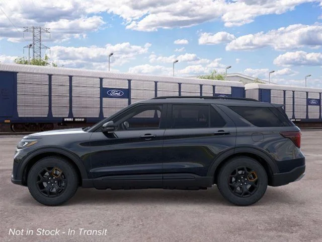 New 2026 Agate Black Metallic Ford Tremor image 3
