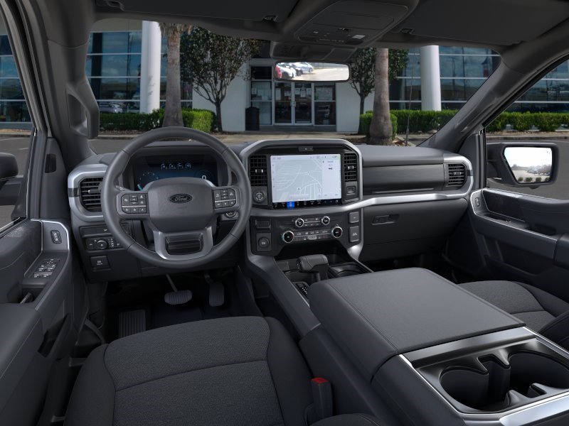 New 2026 Oxford White Ford XLT image 9