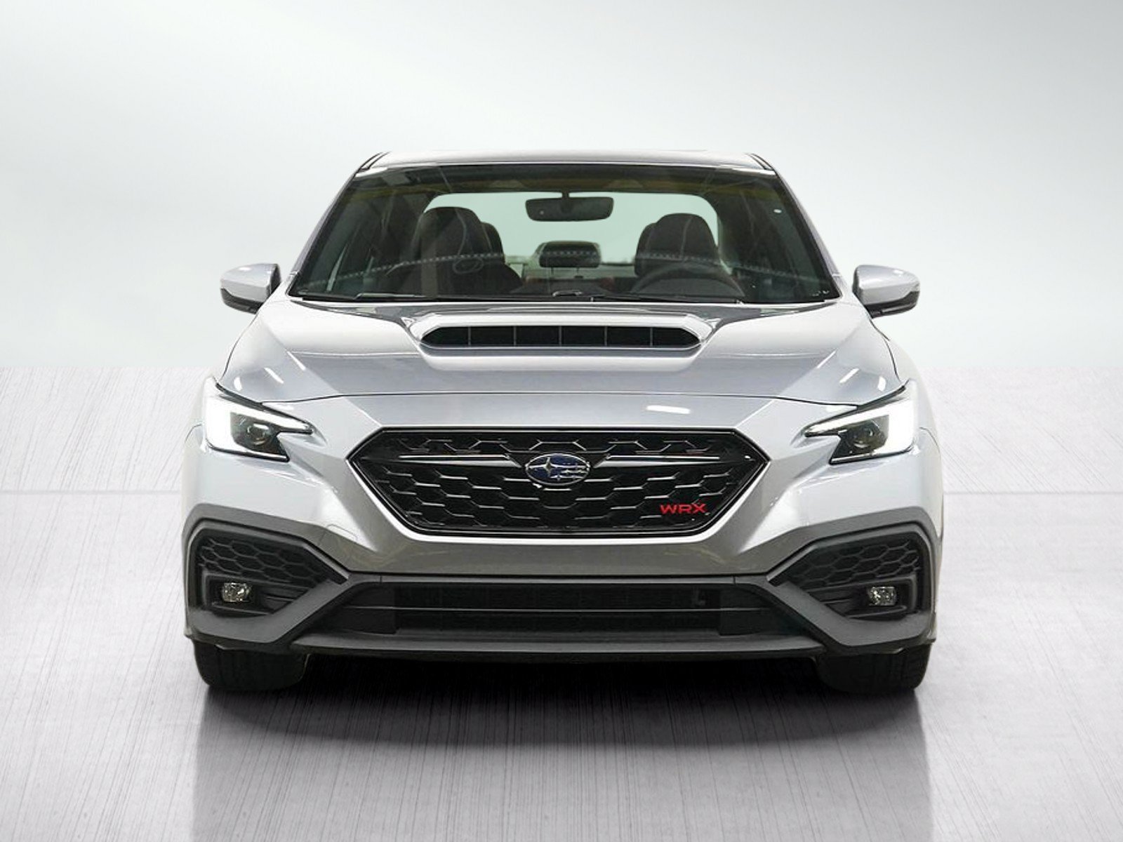 Used 2025 Ice Silver Metallic Subaru Limited image 8