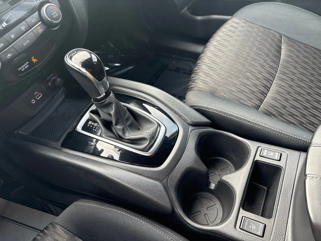 Used 2018 Gray Nissan SV image 14
