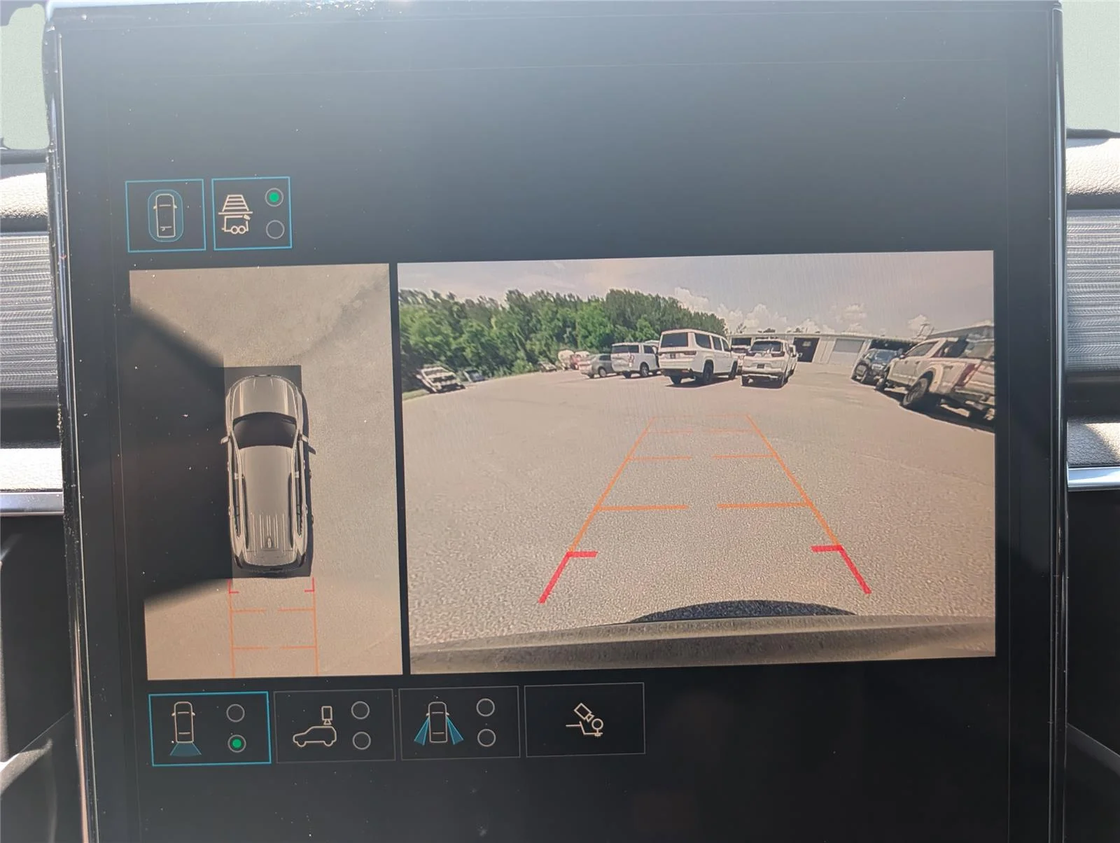 2025 GMC Acadia Elevation - Photo 15