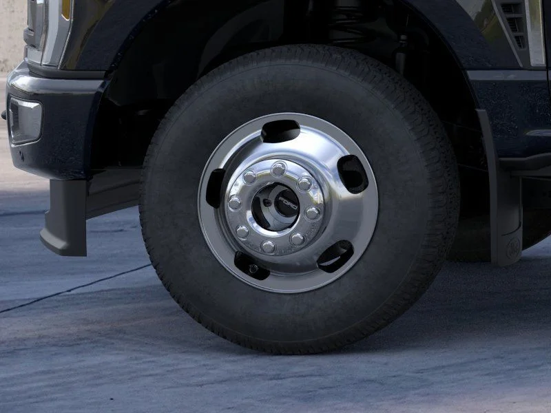 New 2026 Agate Black Metallic Ford Platinum image 19