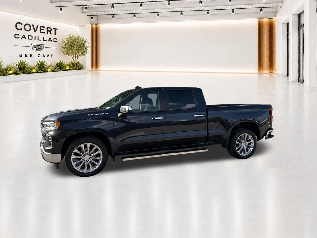 Used 2022 Gray Chevrolet LT image 5