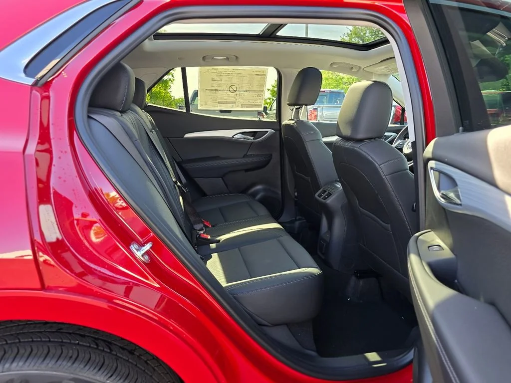 2026 Buick Envision Avenir - Photo 25