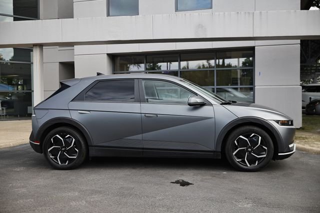 Used 2024 Shooting Star (Matte Gray) Hyundai SEL image 4