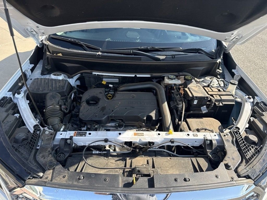 Used 2024 White GMC Denali image 14