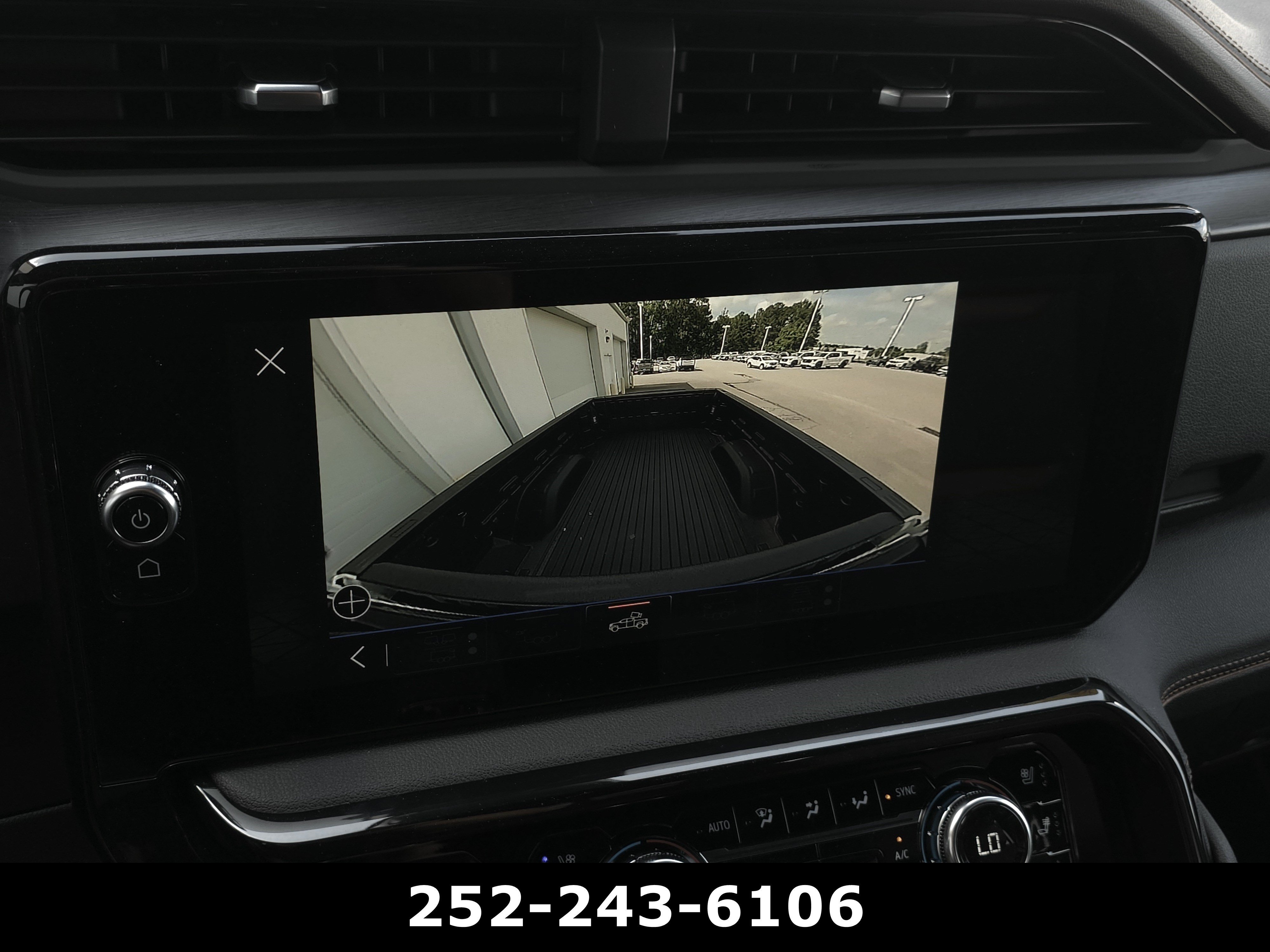 Used 2026 Summit White GMC AT4 image 22