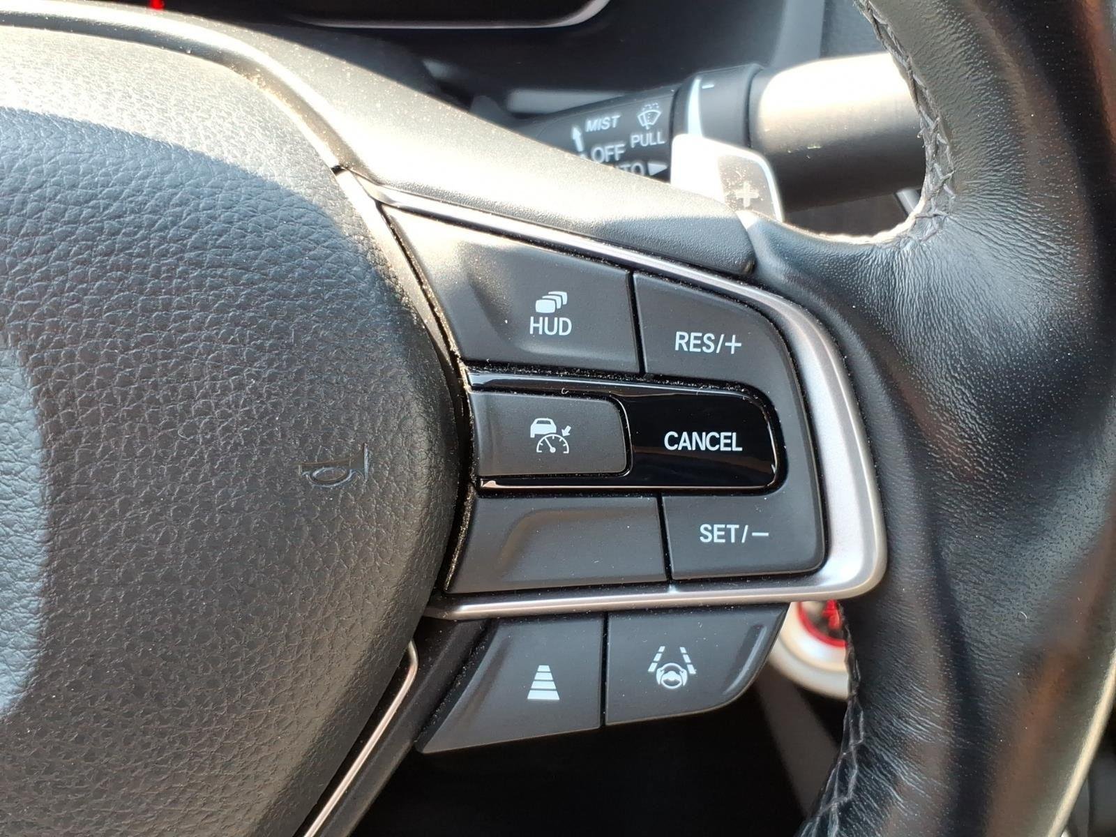 Used 2021 Platinum White Pearl Honda Touring image 17