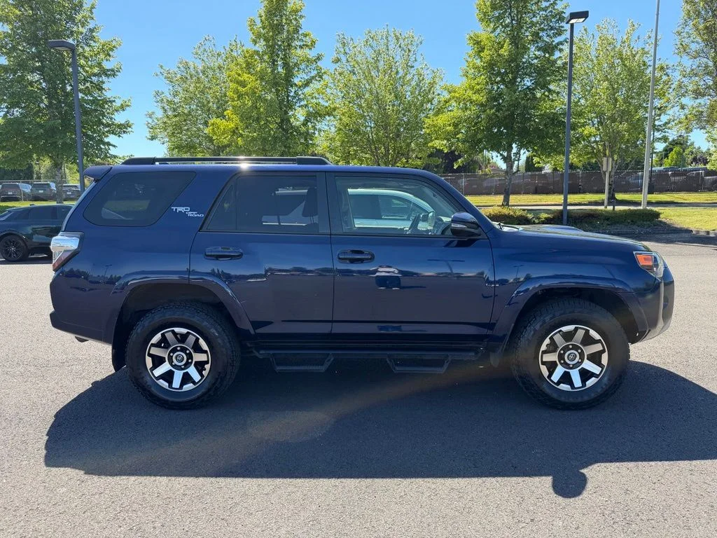 Used 2019 Nautical Blue Metallic Toyota TRD Off-Road Premium image 9
