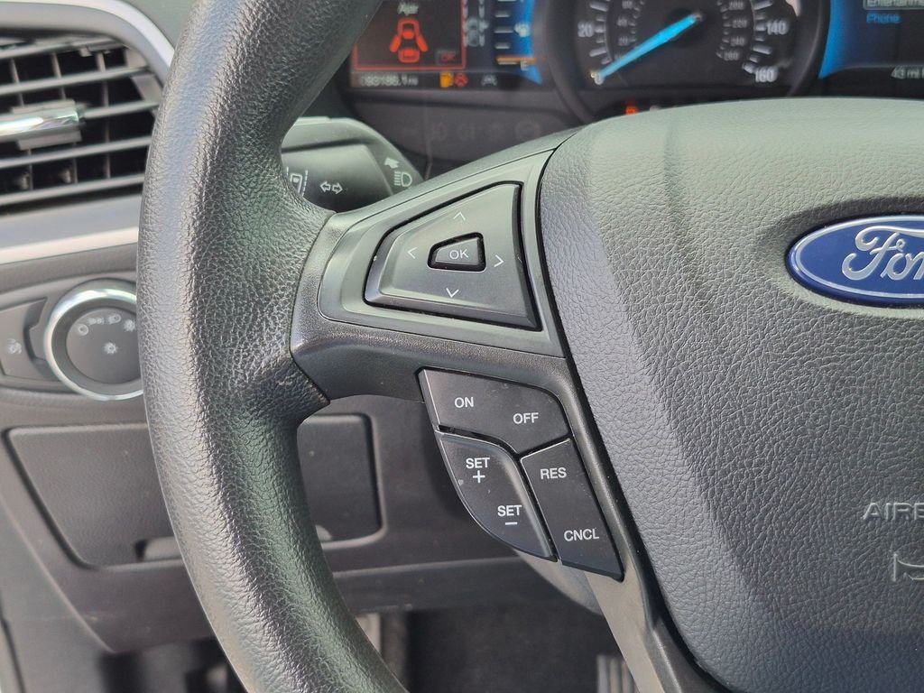 Used 2021 White Ford SE image 19