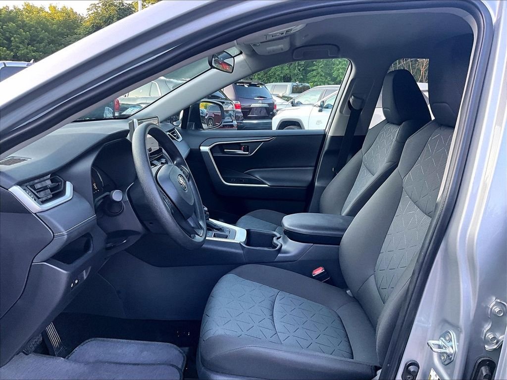 Used 2025 Silver Toyota XLE image 4
